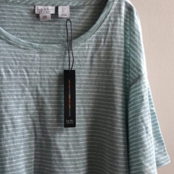 Nicole Miller Light Blue Striped Short Sleeve Top - Picture 2 of 10
